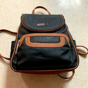 SALE! 👜 NWT! MultiSac black/cognac backpack purse 🖤